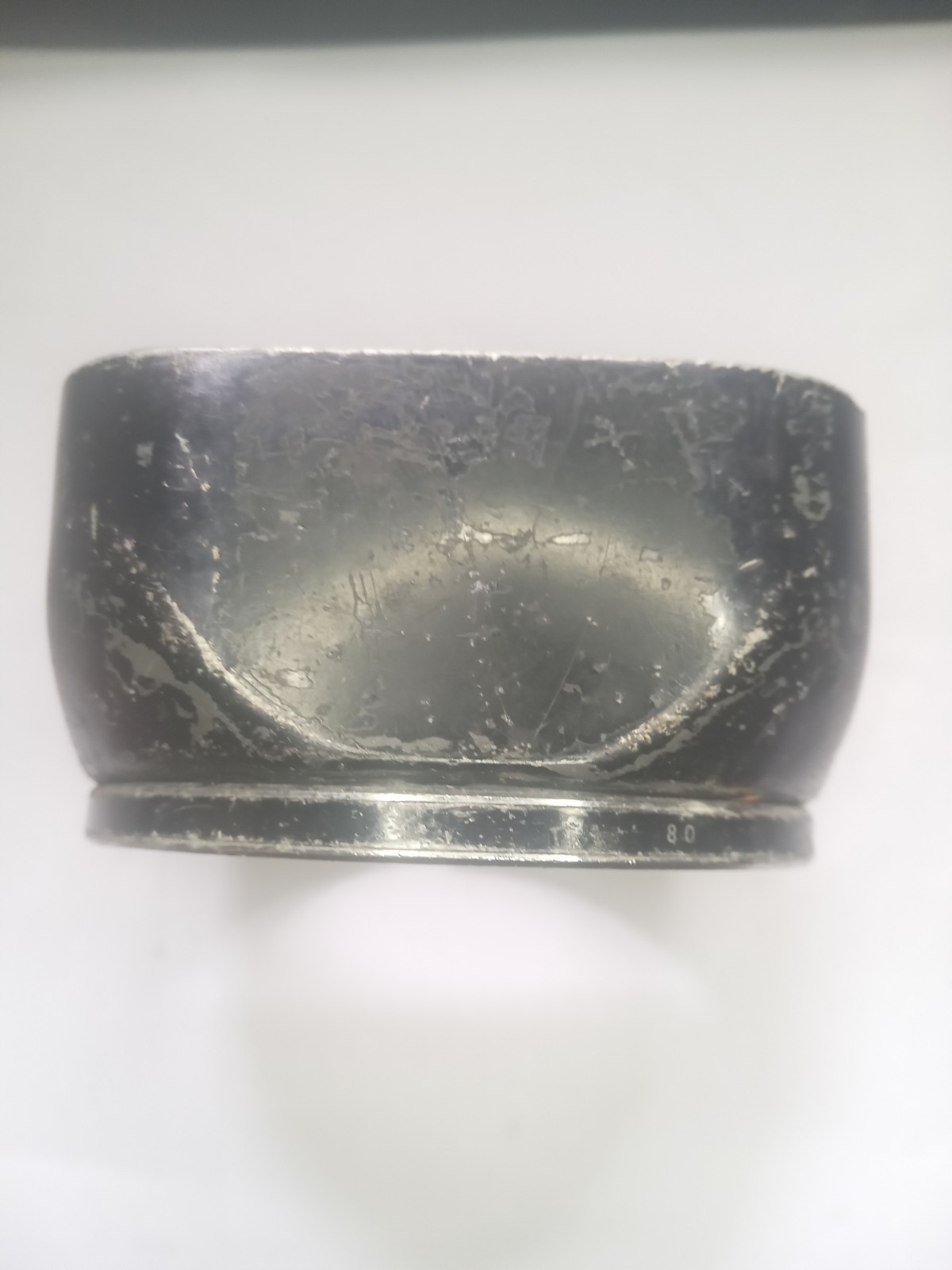 Original Hasselblad Hood For Carl Zeiss 80mm F2.8 lens In Poor Condition