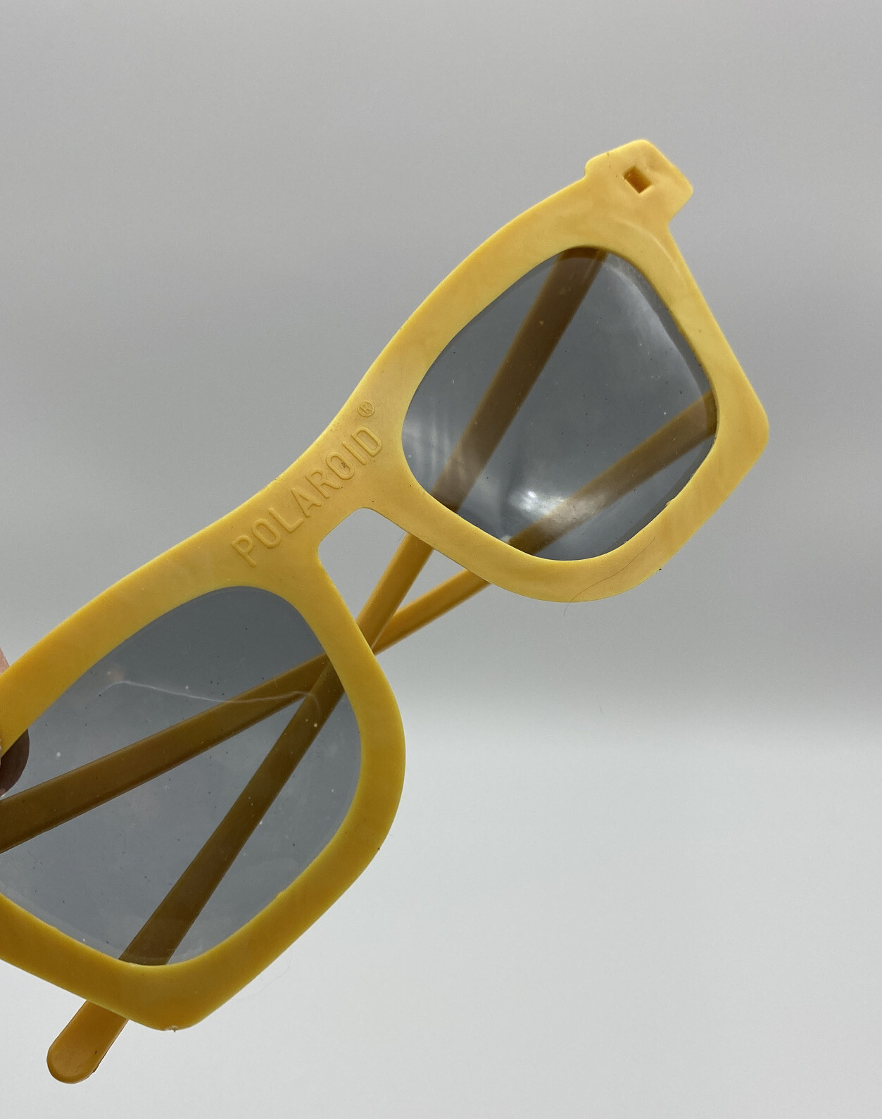 Vintage Polaroid 3-D Glasses Set of 6 Yellow Plastic Frames Model 729 Movie Film