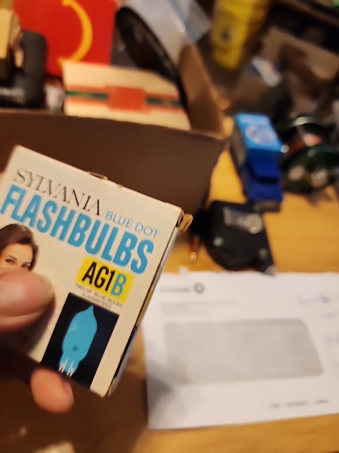 Vintage Sylvania Blue Dot Flashbulbs AG1B