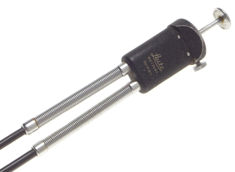 LEITZ DOUBLE CABLE RELEASE OZWTO-M “DOPPELAUSLOSER” REMOTE M CAMERAS VISOFLEX