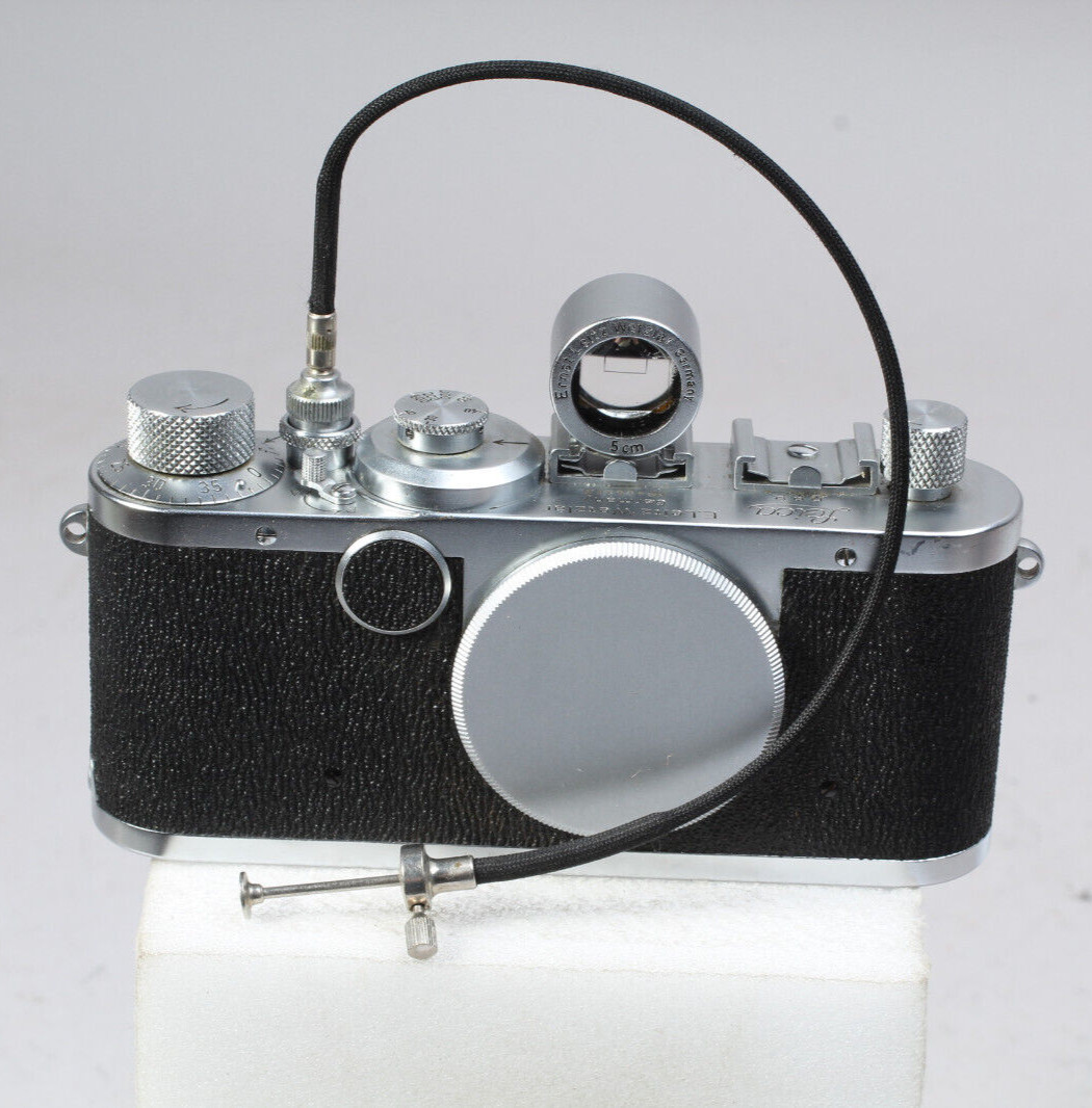 LEICA 14070 FINOT 10″ CABLE RELEASE WITH LOCK FOR SCREW MOUNT LEICAS