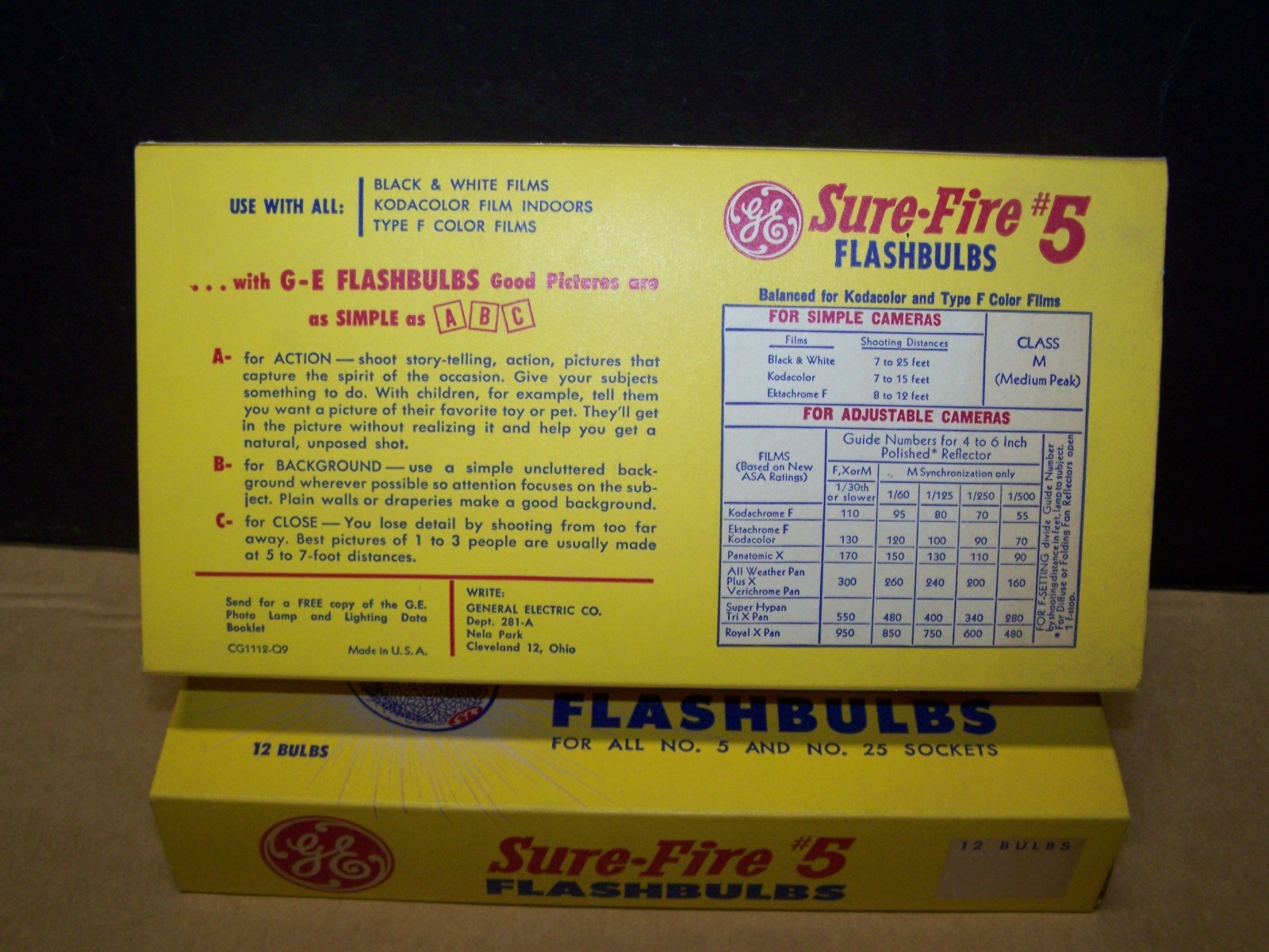 Vintage GE No. 5 Sure Fire Flashbulbs 24 Bulbs (2×12 Boxes) New Old Stock