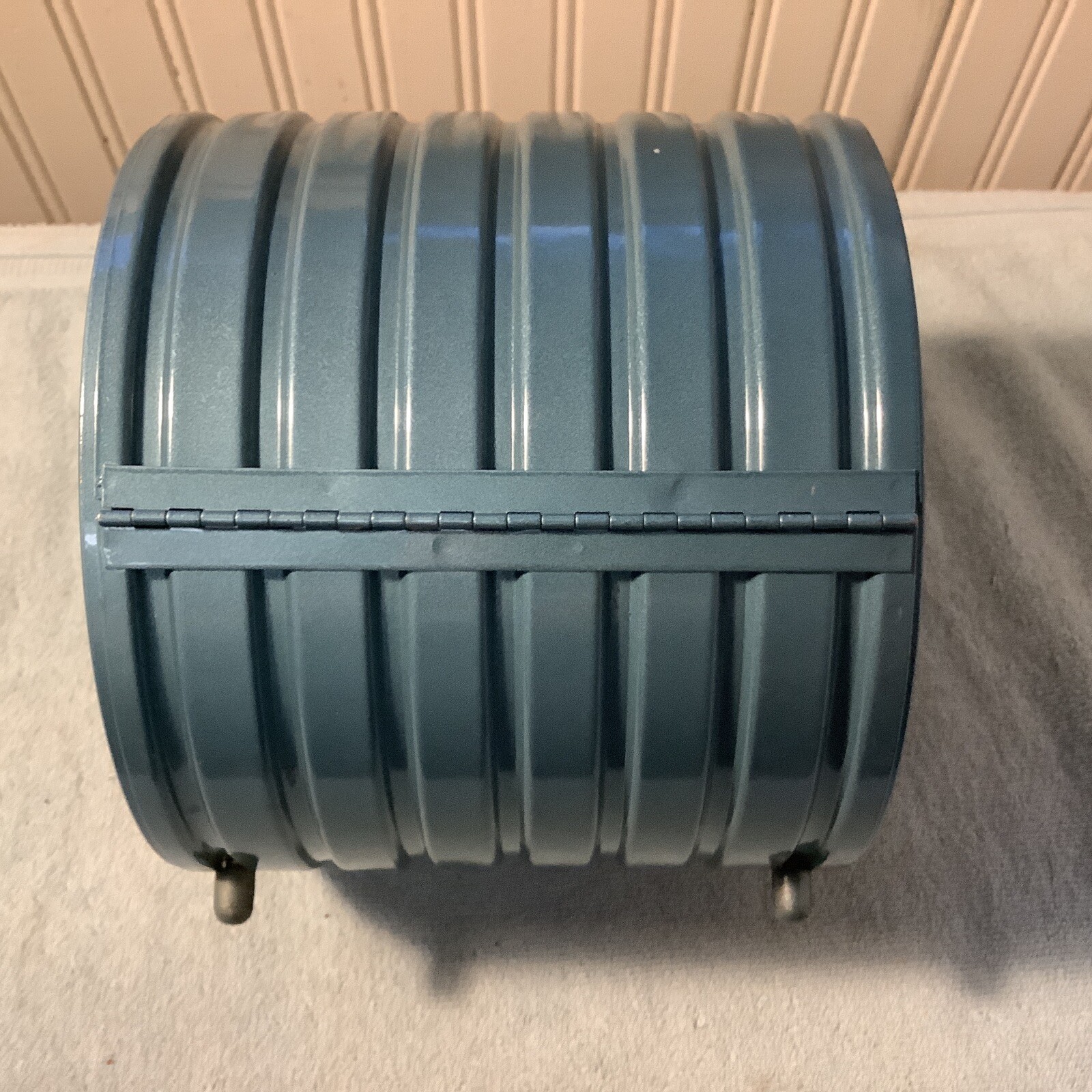Vintage Light Blue Metal Compco Corp 8mmFilm Reel Bank Chicago USA With Box