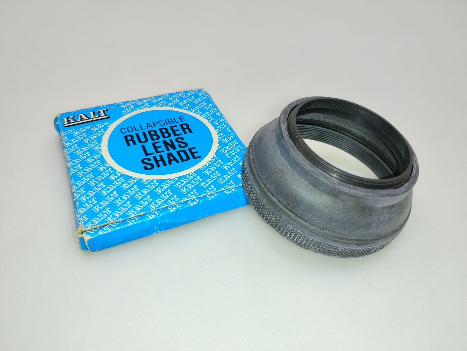 VINTAGE KALT 52mm Collapsible Rubber Lens Hood Shade – NOS / Excellent Condition