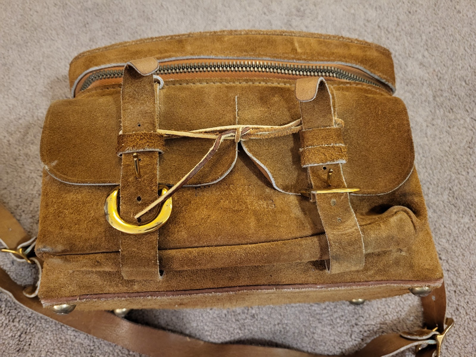 Coast Camera Bag Top Grain Genuine Cowhide Suede Made USA Zip Green Interior VTG
