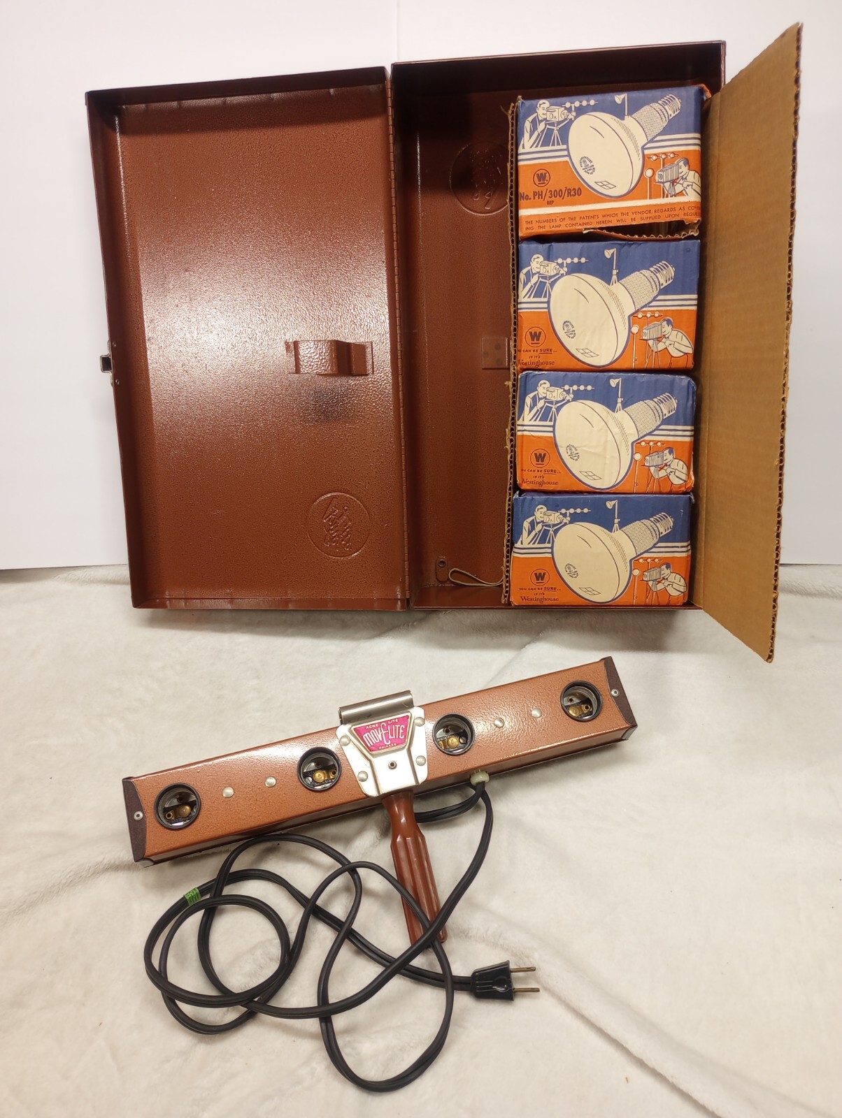 Vintage Acme Lite Mov E Lite Movie Light 4 Bulb Lighting Bar Works Original Bulb
