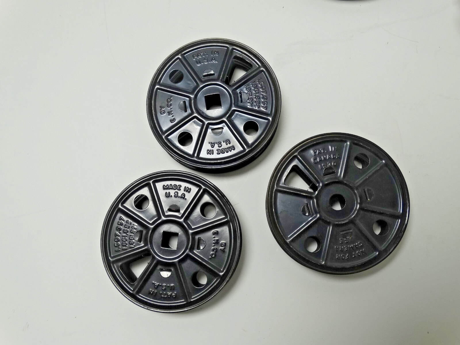(12) VTG Kodak Empty Film Reels Metal Storage Box 1930s 1940s 2-7/8″ to 3-5/8″