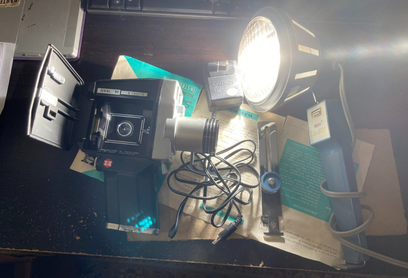 Hanimex Super 8 MZ-200 with Mobilite Twin Beam Spot Flood Light