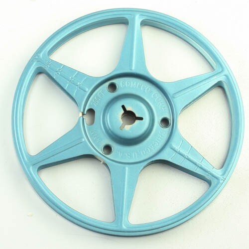 Comco Corp Blue Metal 8mm Film Reel – 5″ in 200 Feet – Vintage
