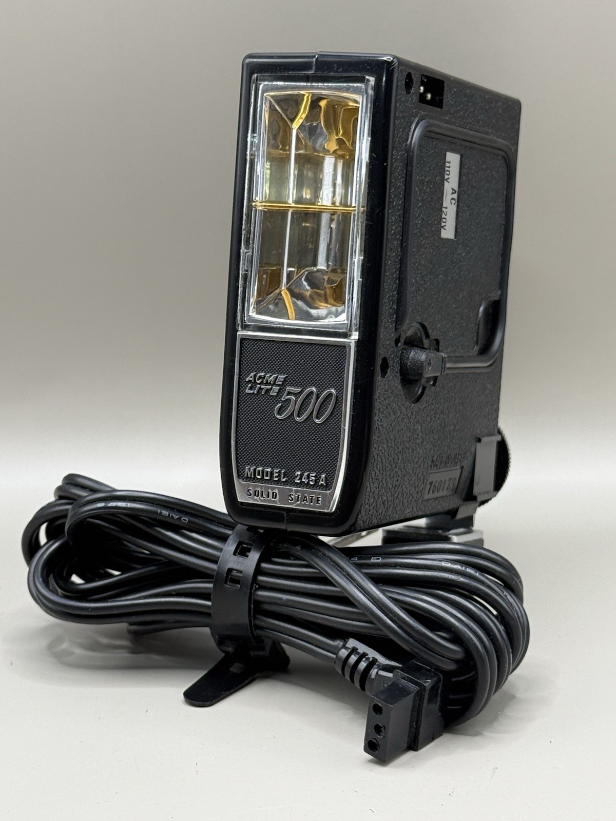 Acme Lite 500 Camera Flash Model 245A Solid State (Vintage) WORKS!