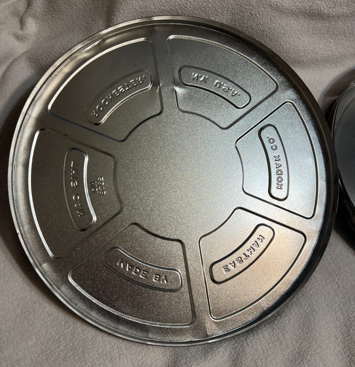 Vintage Large EASTMAN KODAK Reel Tin Movie Film Canister 15″ Silver Color ROC NY