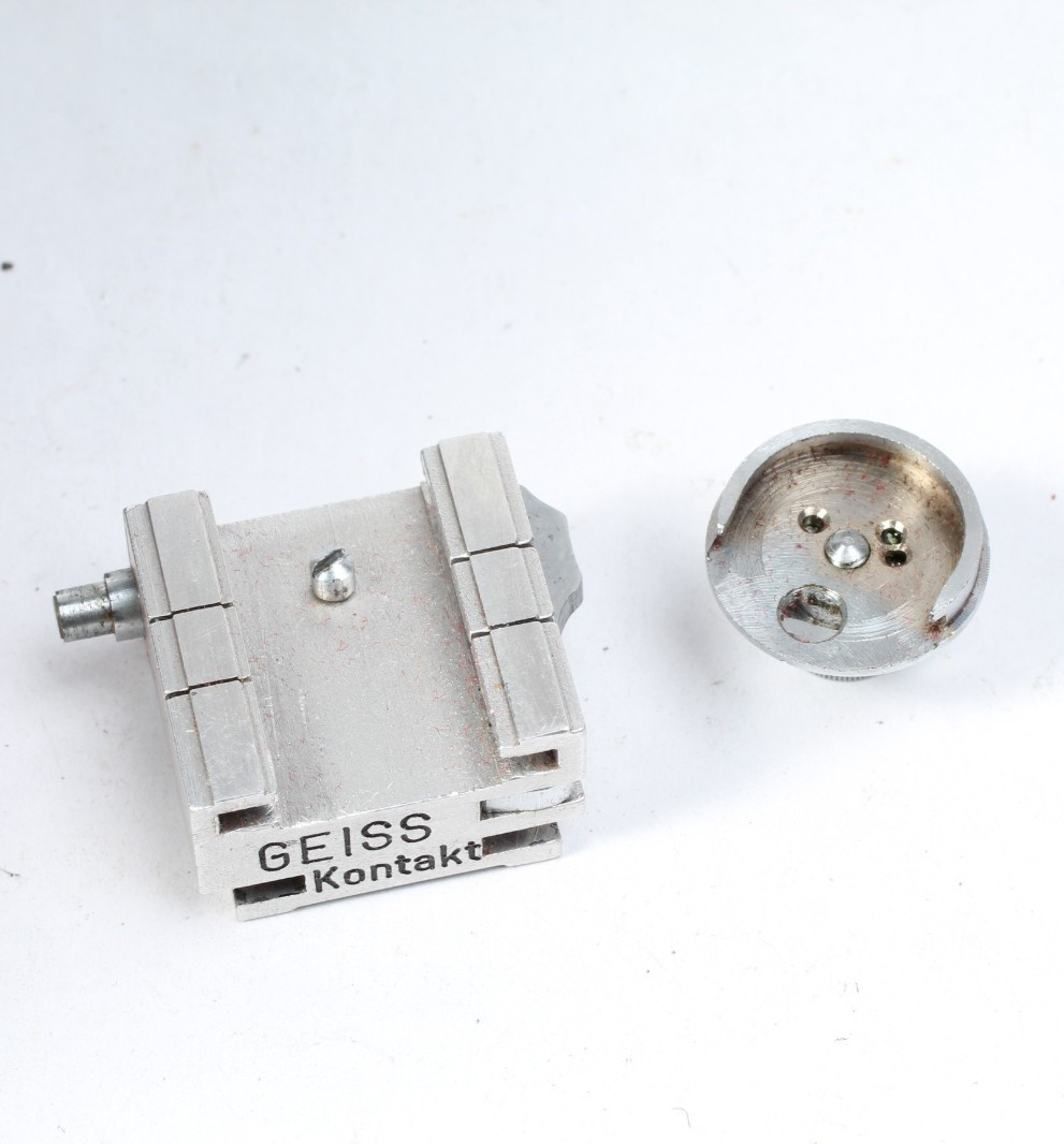 GEIST KONTACT 3A FLASH SYNC FOR LEICA & RUSSIAN SCREW MOUNT RANGEFINDER CAMERAS