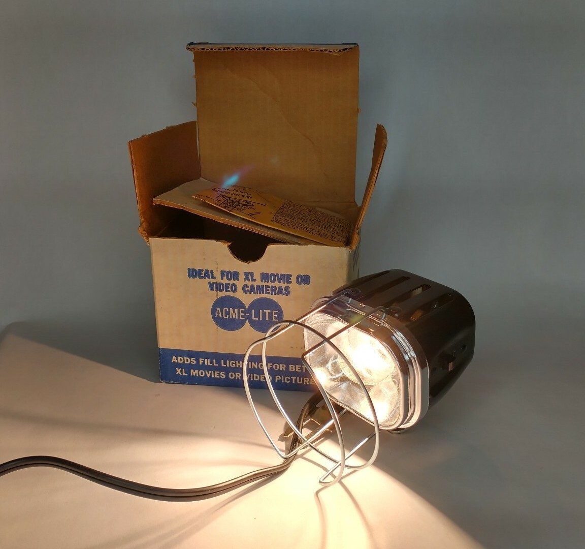 Acme Light Model No. 800 XL Lite Fill Lighting For Video Cameras