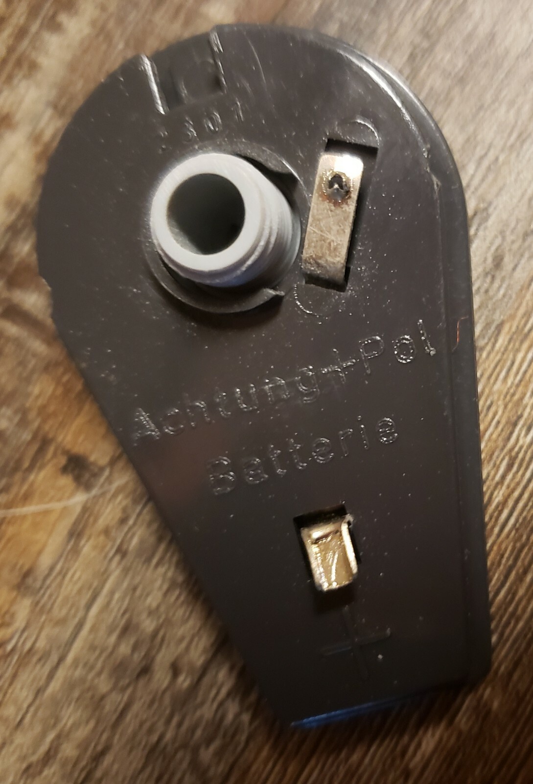 Vintage AGFA Tully Folding Camera Flash Bulb Holder Unit (A4)