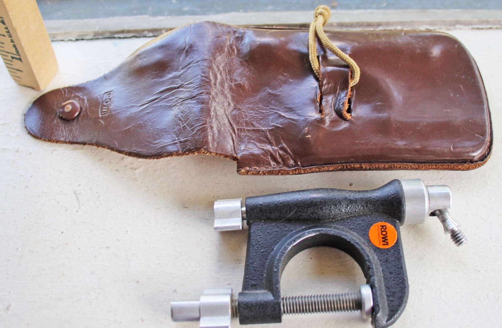 Vintage Rowi Camera Table Top & Leather Case Clamp Western Germany