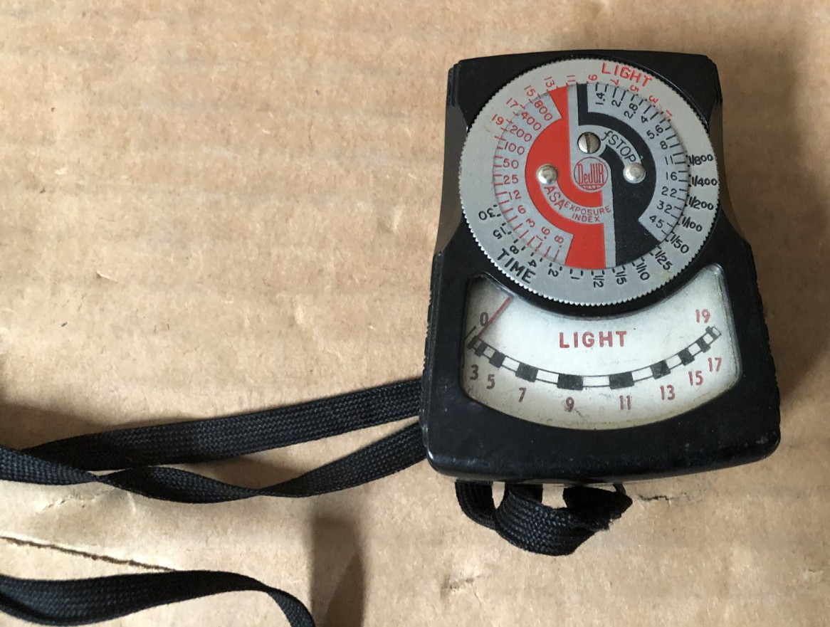 Vintage DeJur Model 5-B Exposure Meter