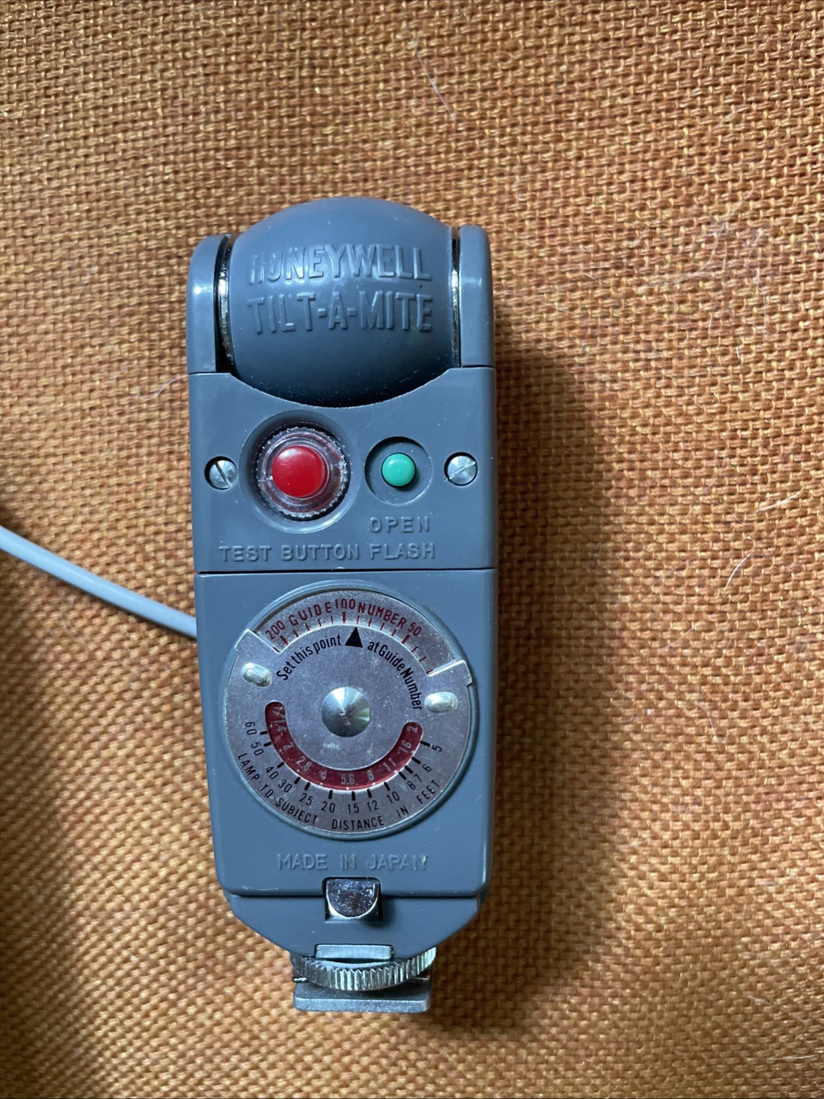 Vintage Camera Honeywell Tilt-A-Mite Flash Unit w/Case ✨