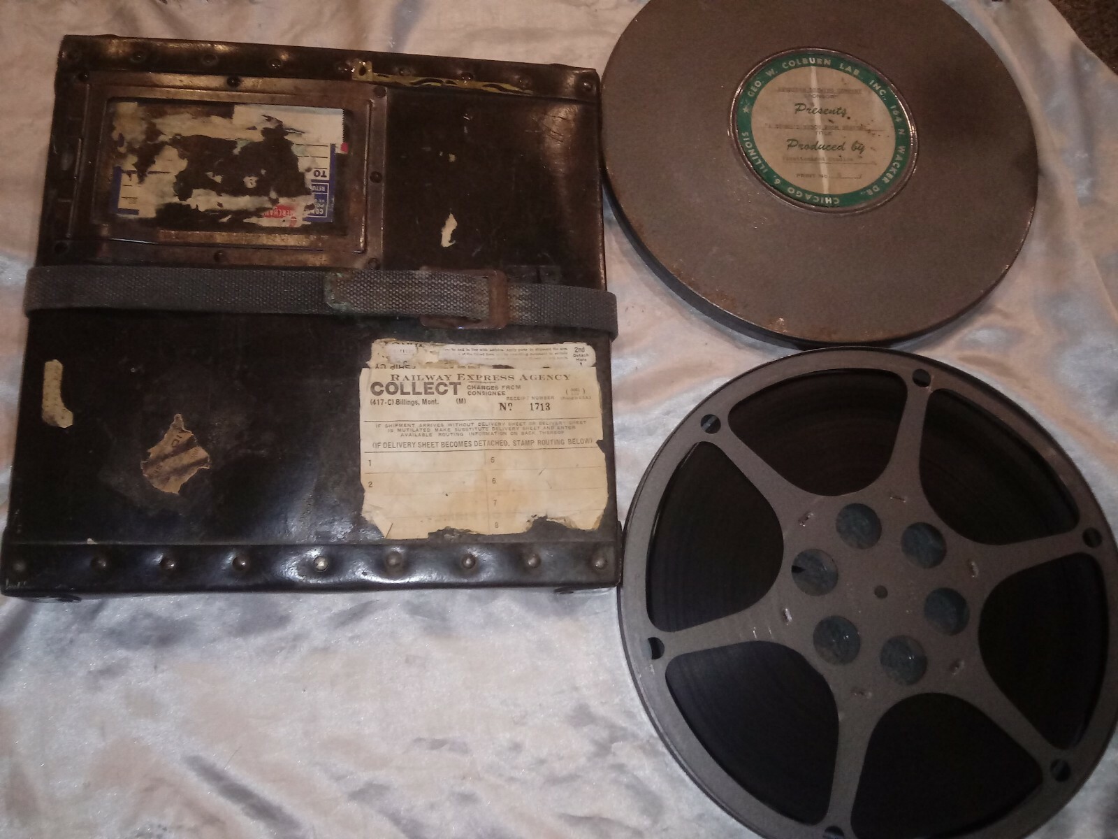 RARE VINTAGE SPAULDING FILM CO GENUINE HARD VULCANIZED TRUNK FILM CASE & REEL