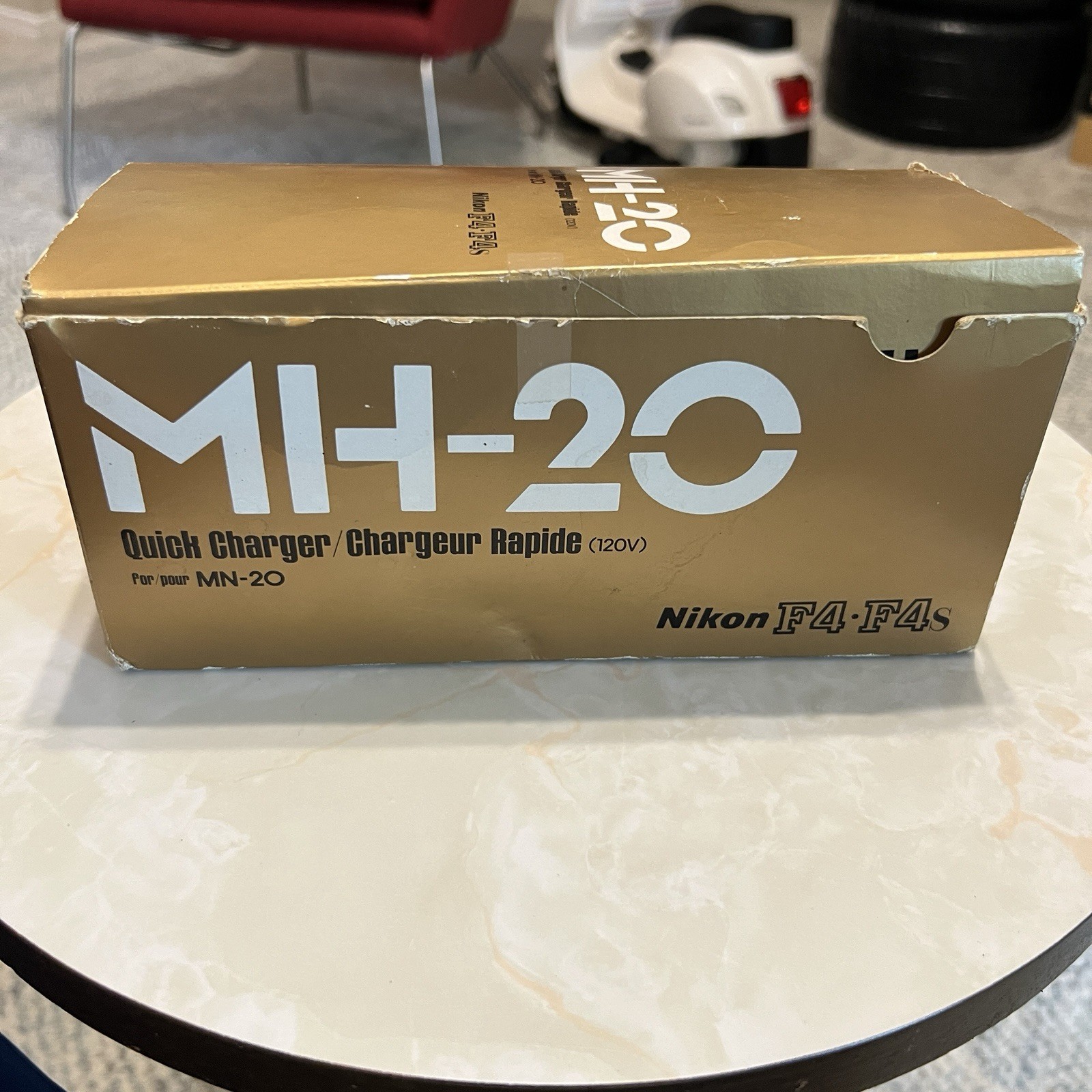 NIKON MH-20 QUICK CHARGER Nikon F4 F4s