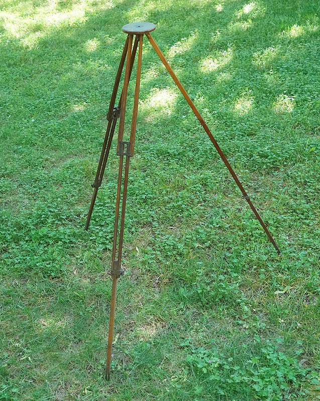 WOODEN TRIPOD, UNMARKED AS TO MAKER, VINTAGE CAMERA/227461