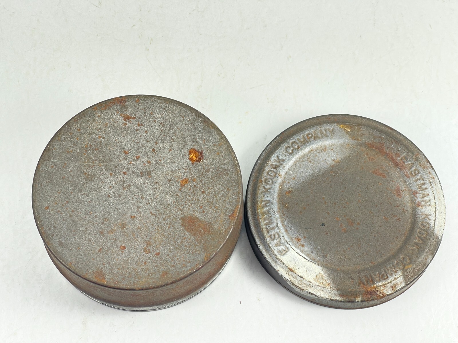 Vintage Eastman Kodak Company Thick 1.75″ T x 3-7/8″ Diam Film Can Canister L1