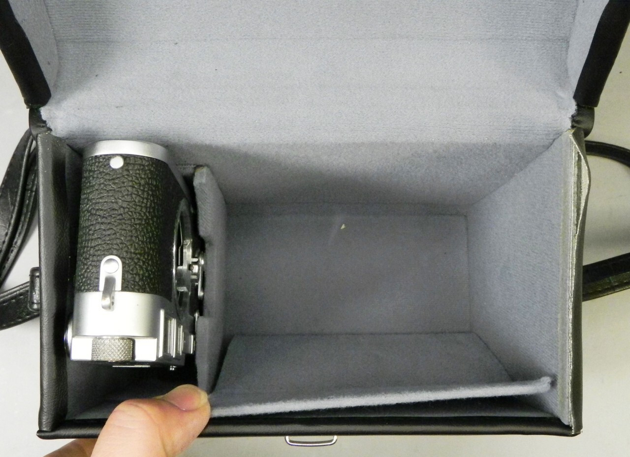 Leica 14824 Combi Case for M & Leicaflex SL Bodies ……….. LN