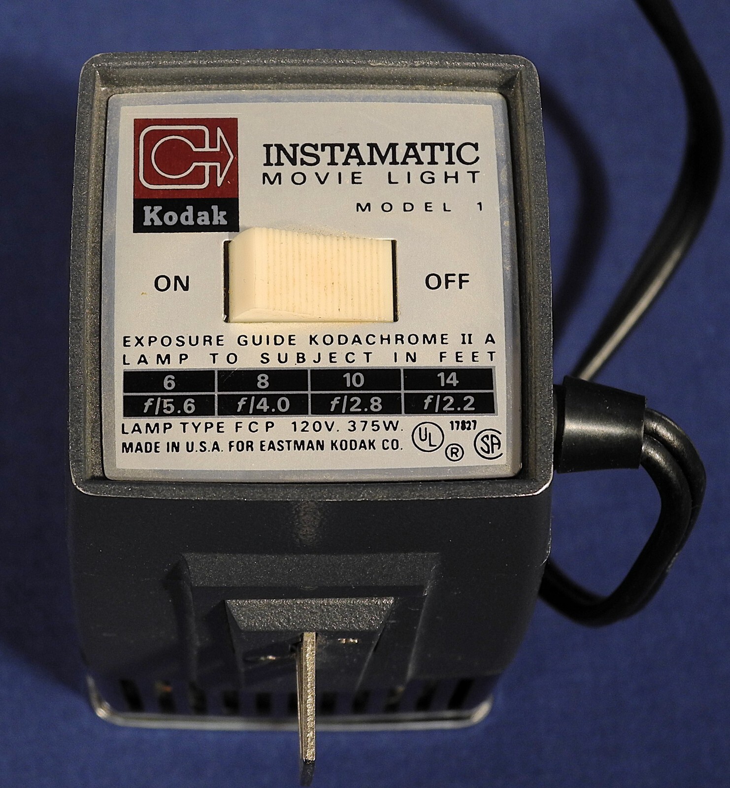 Kodak Instamatic Movie Light Model 1 in Original Box with Instructions – Works!