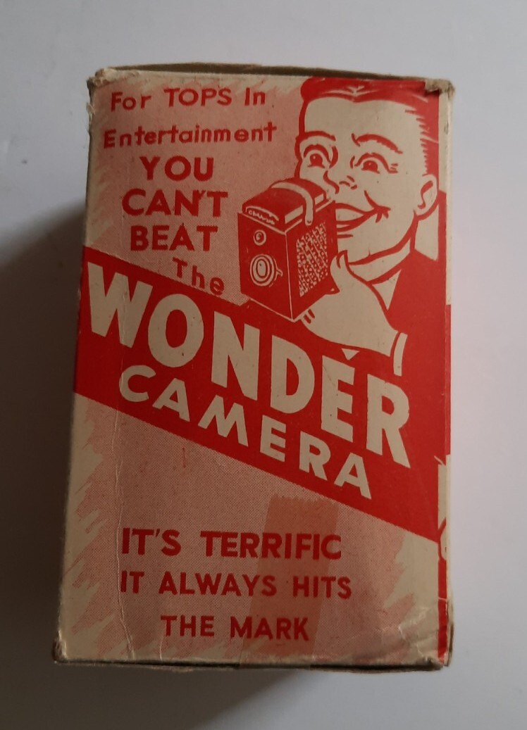 The WONDER CAMERA Original BOX ONLY Novelty Toy 1960s vintage