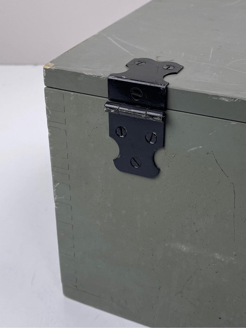 Vintage Electronics Spare Parts Wood Box + 8mm Revere Projector Camera Parts USA