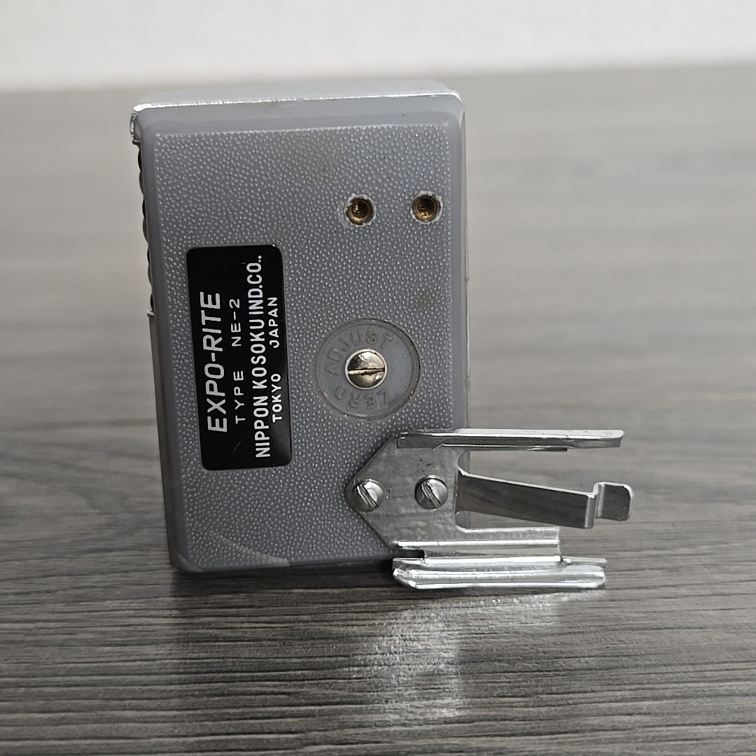 Vnt EXPO-RITE CLIP ON TYPE NE-2 PHOTOELECTRIC EXPOSURE METER FOR POLAROID CAMERA