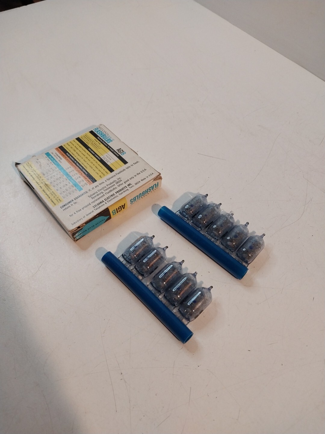 Vintage Sylvania AG1B Flashbulbs Blue Dot 10 Bulbs In Pack