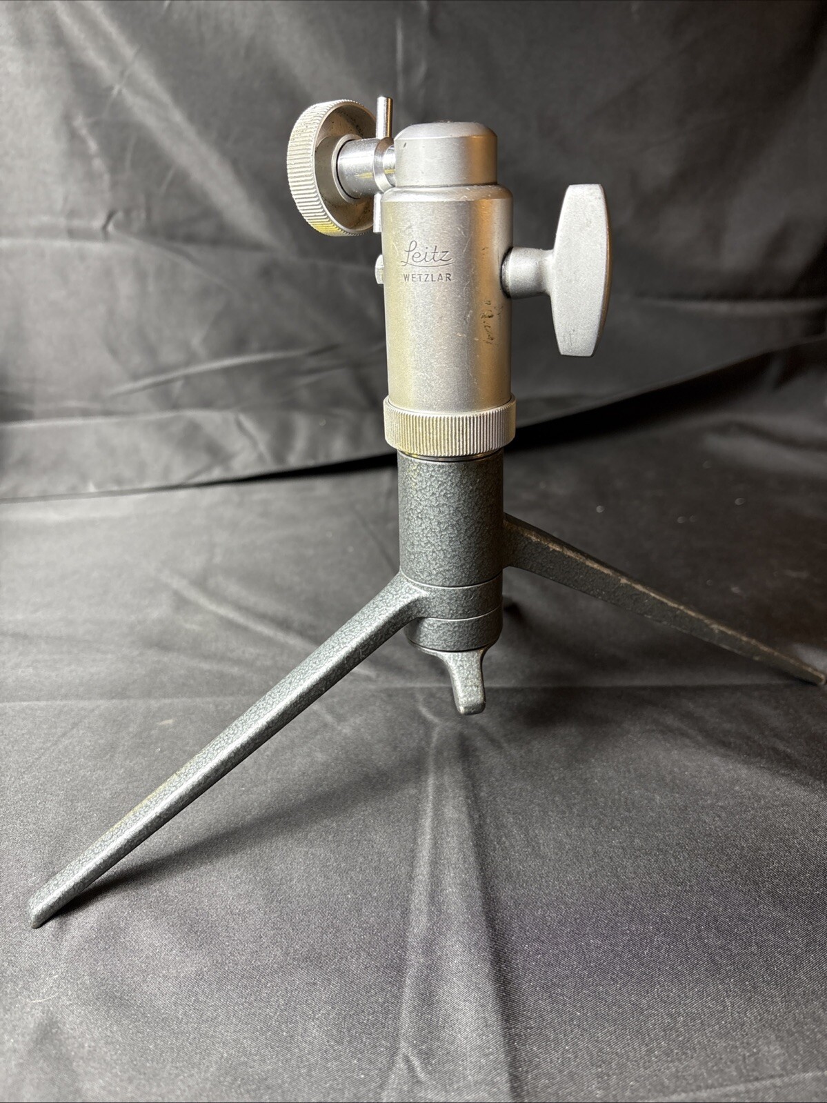 NICE Vintage LEICA Leitz Tabletop TRIPOD with Mini Ball Head