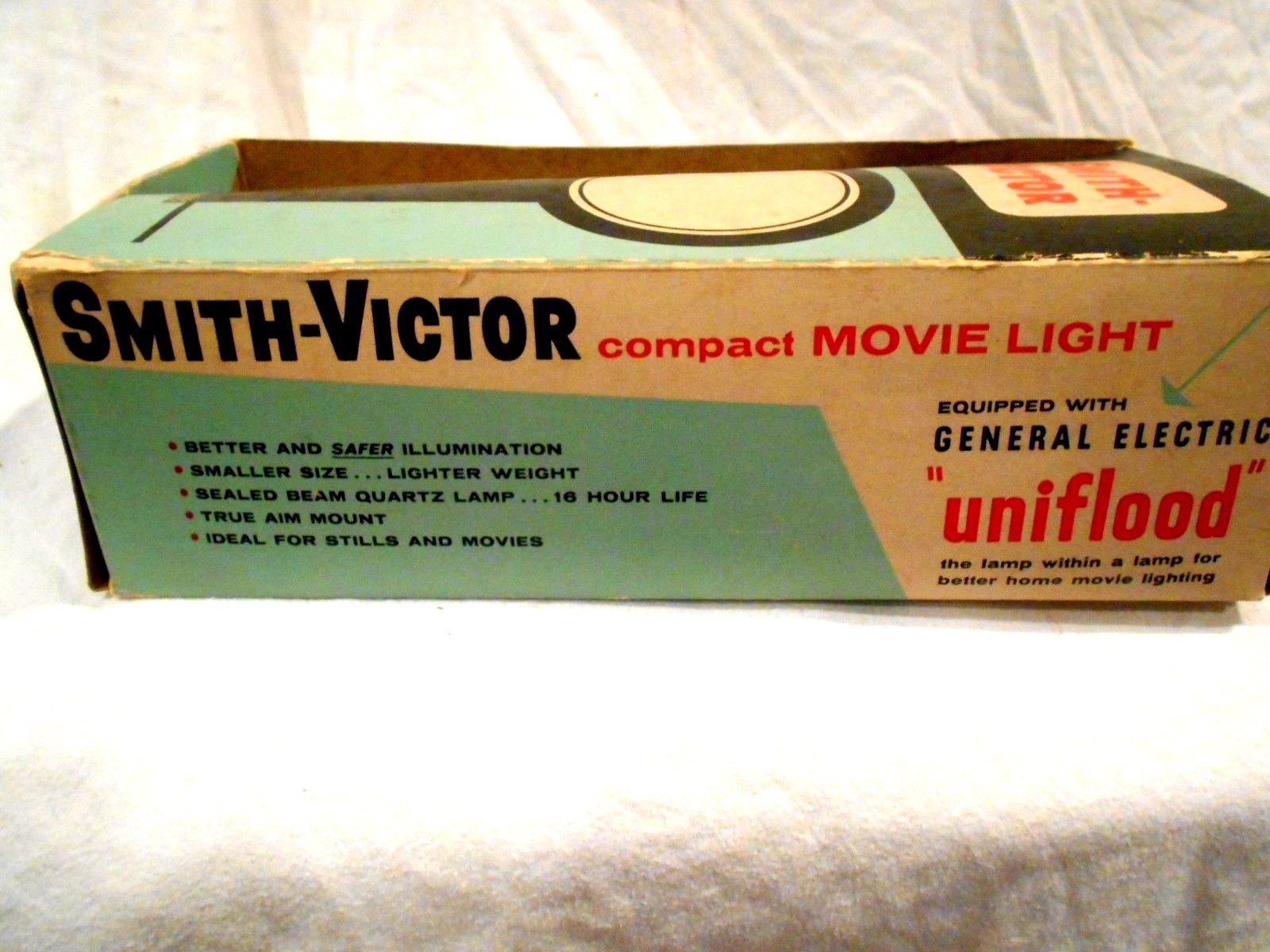 Smith Victor Uniflood Compact Movie LightPL-1 in Original BOx