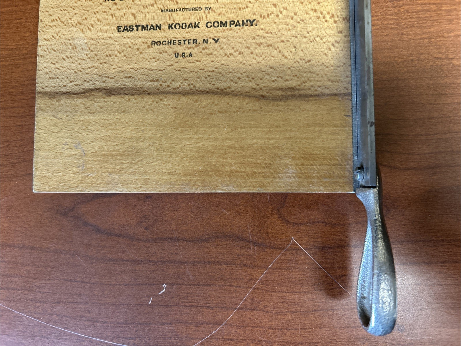 Vintage Eastman Kodak No. 2 Wood Trimming Board 7″x8″ pristine condition/USA