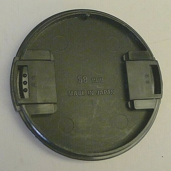 Sigma 58mm Lens Cap Pinch Cover – Factory Original