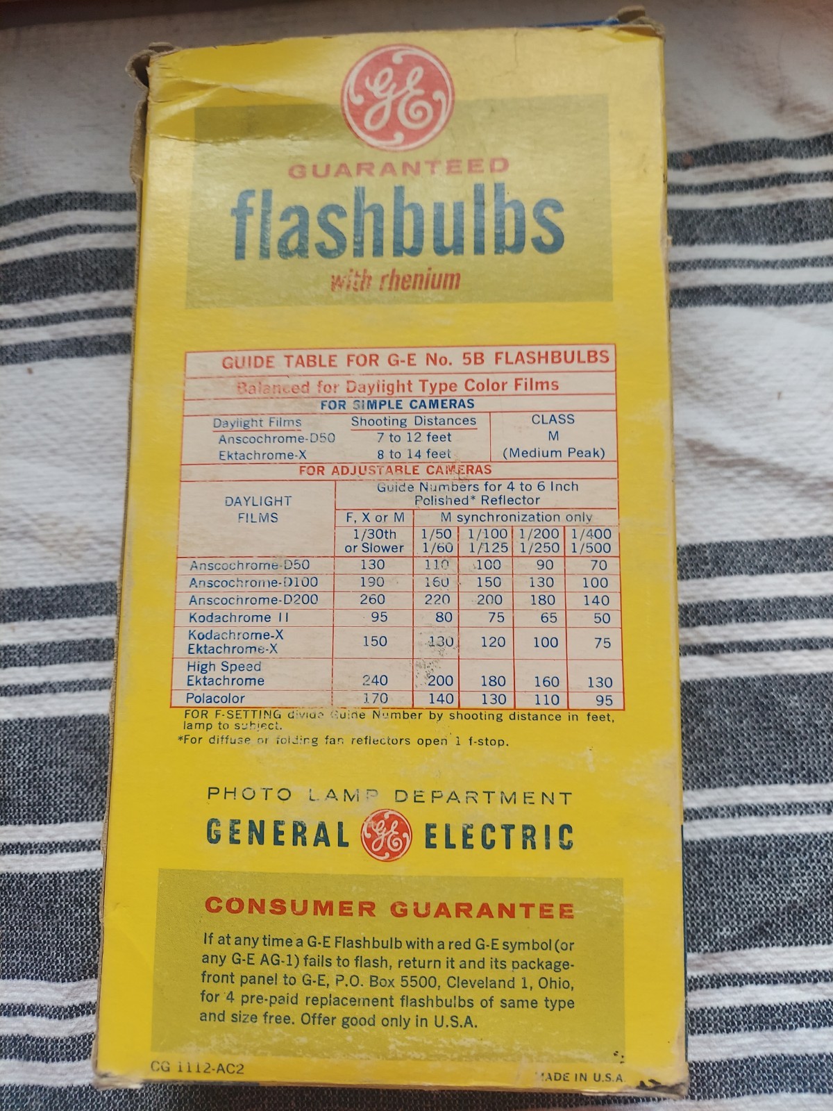 Vtg GE #5B Blue Flashbulbs With Rhenium 8 Pieces