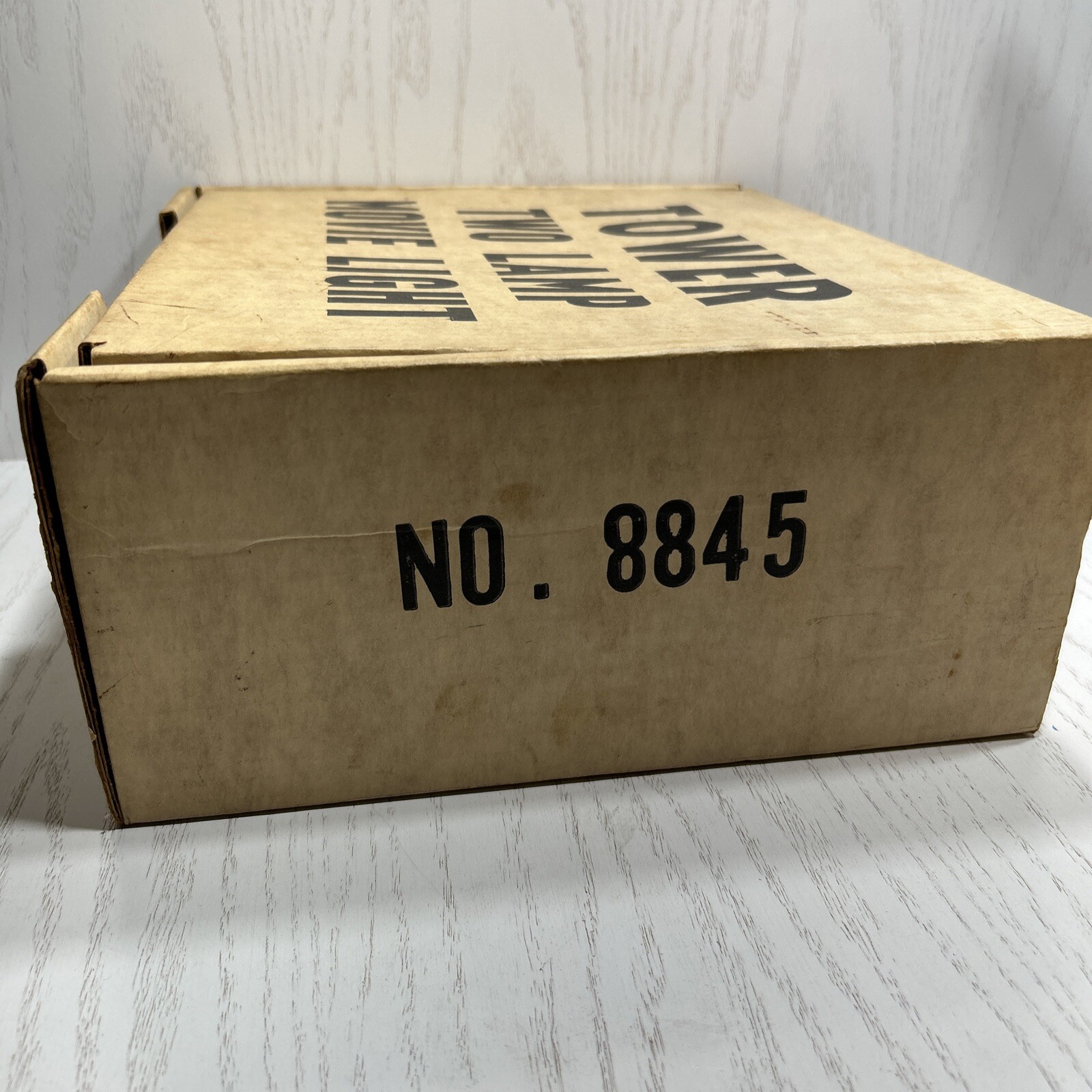 Vtg Tower Portable Lamp Movie 2 Bulb Light Bar/Strip # 8845 W/Original Box Works
