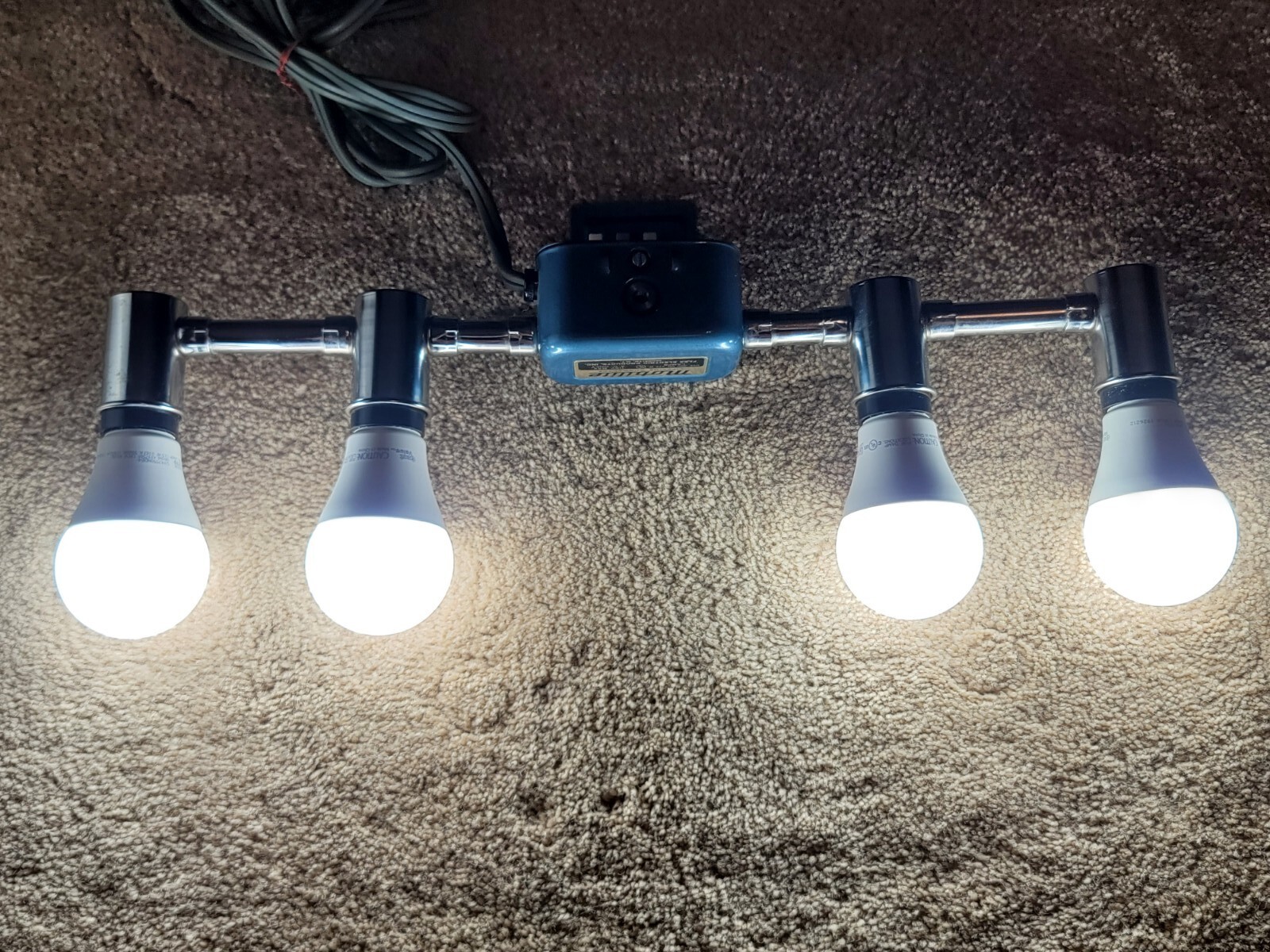 Vintage Chrome Mobilite Flex Light Bar Lamp for Photography