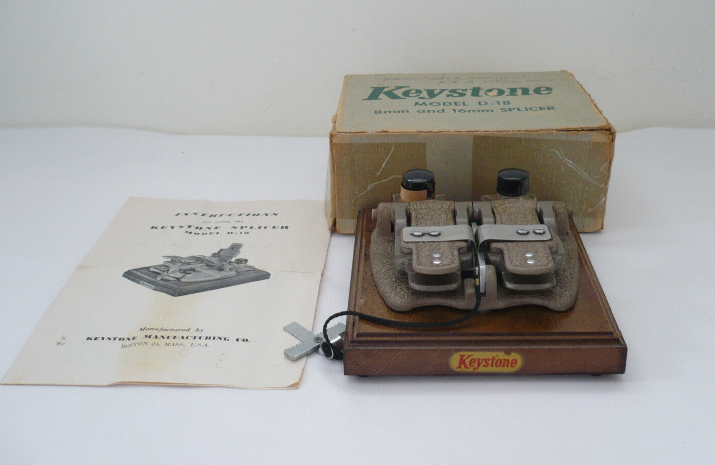 Vintage Keystone 8mm & 16mm Splicer Model D-18 w/Bottles, Instructions, Box