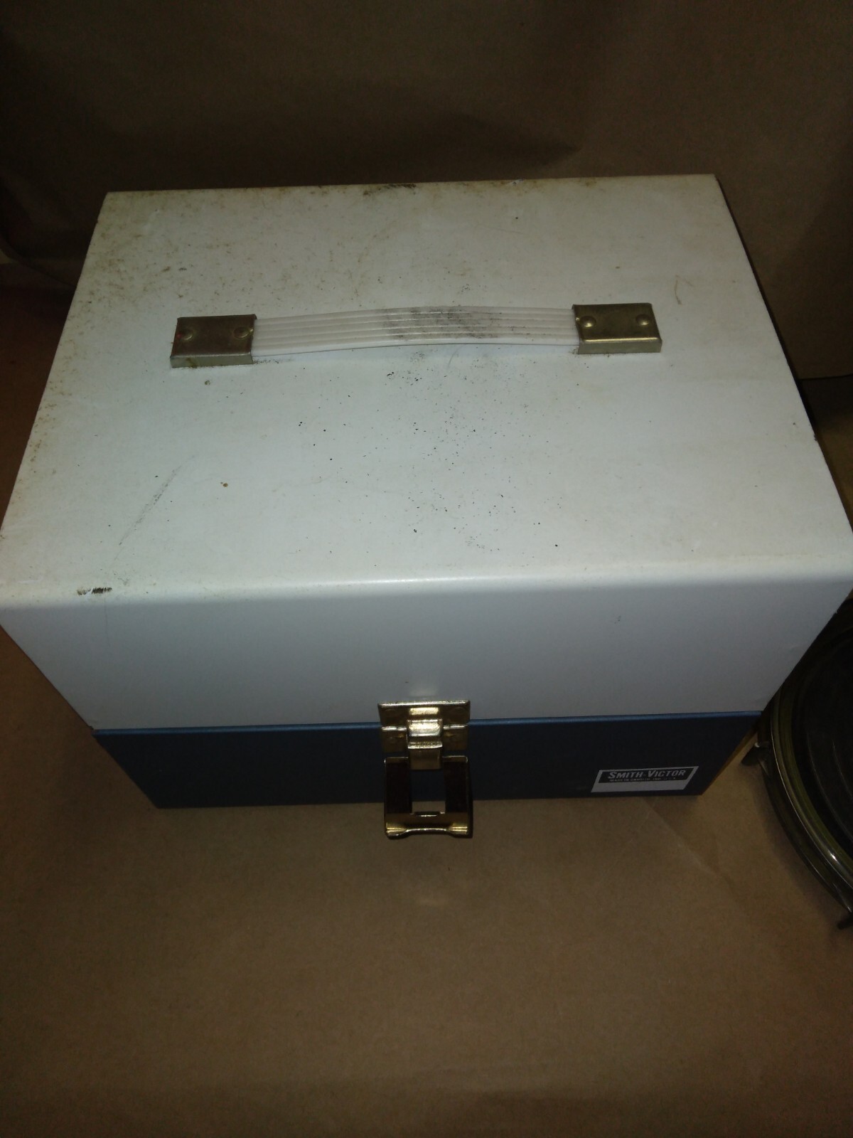 Vintage 8 mm Film Reel Chest & Reels in Metal Cases Smith Victor storage box vtg