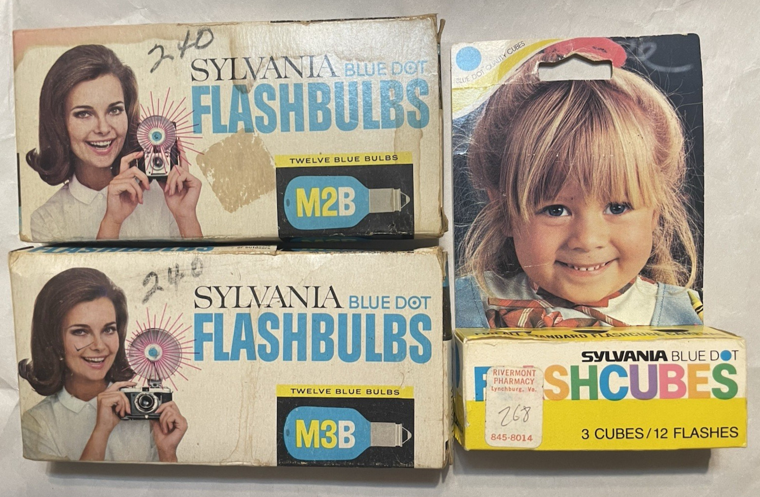 Vintage Sylvania Blue Dot Flashbulbs & Flashcubes Lot of 3 Boxes 36 Flashes NOS