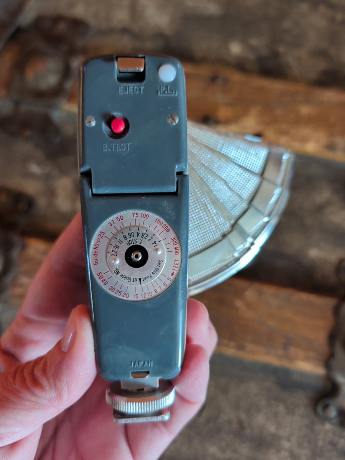 VTG Sunset Tilt-A-Mite Camera Flash Unit Collapsible Fan Style Japan UNTESTED