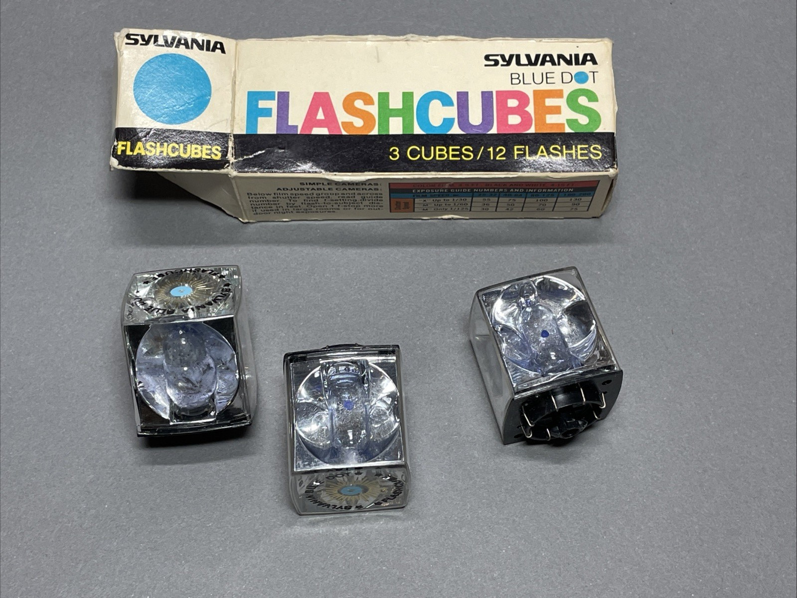 Sylvania Blue Dot Magic Flash Cubes 1 Pack of 3 cubes 12 Flashes New never used