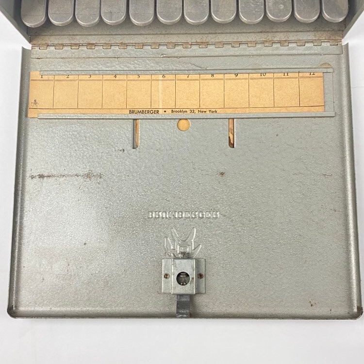 Brumberger 12 8mm Film Reel Storage Case Metal Home Movie Carry Box 1950s