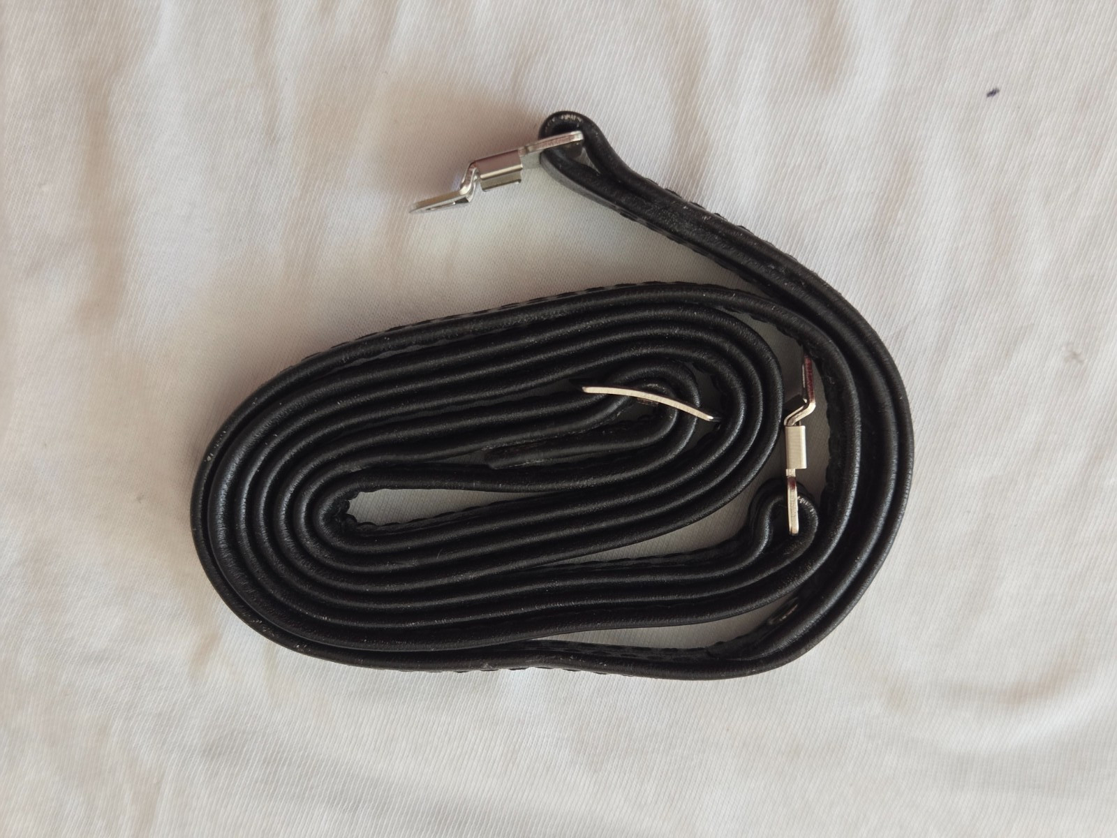 Original Hasselblad 47″ Leather Camera Neck Shoulder Strap w/ Lugs