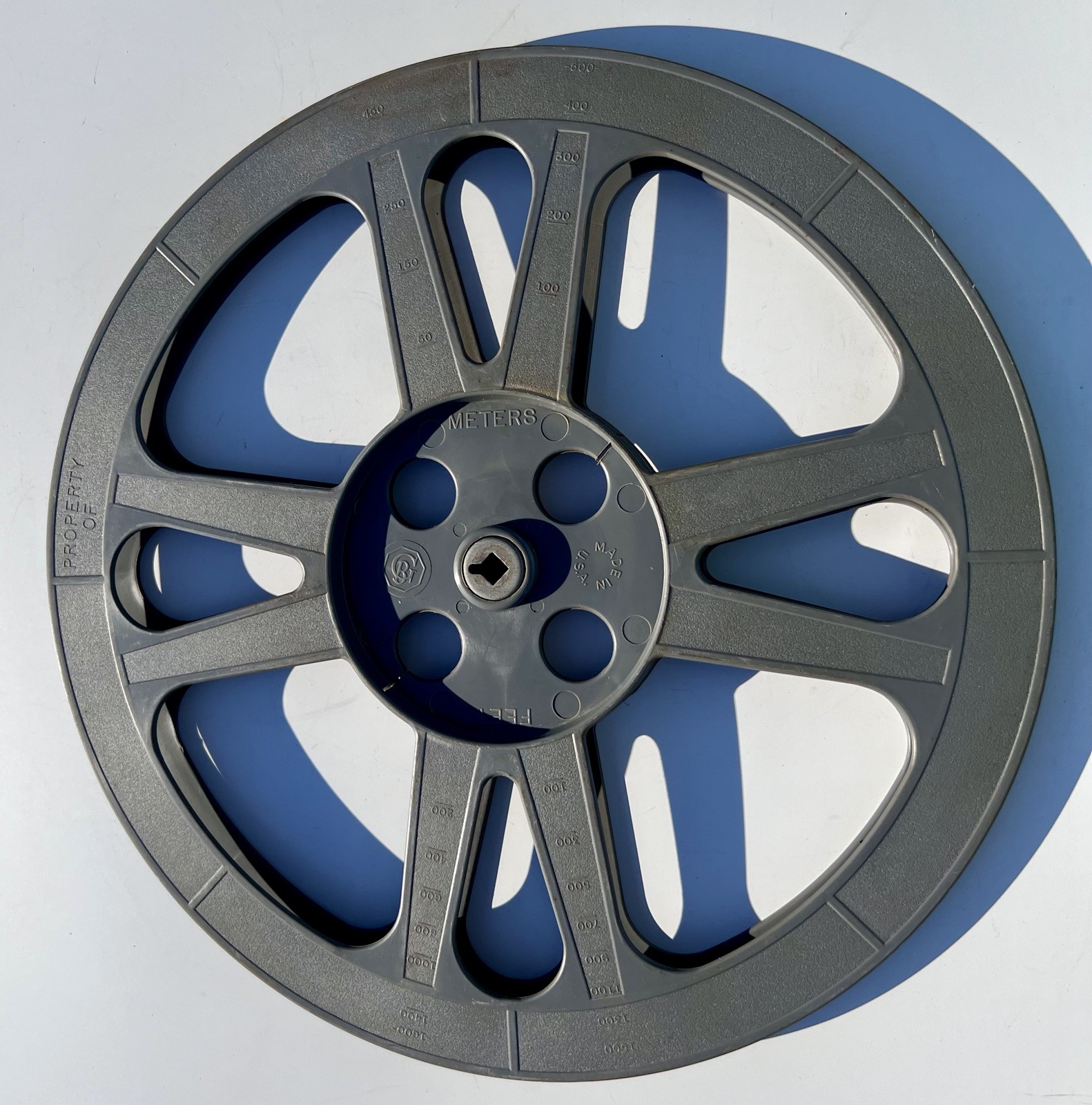 Vintage 16MM GB Grey Plastic Movie Reel 13-3/4” Motion Picture Take Up Reel