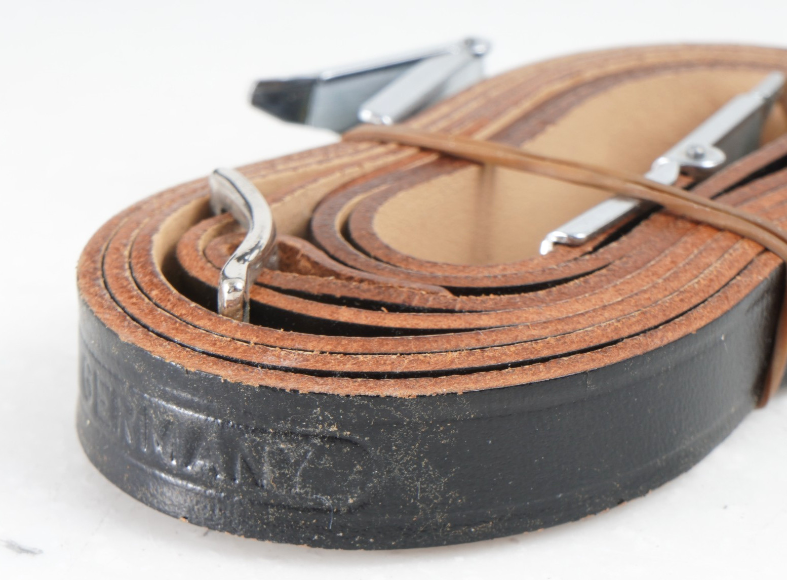 -[UNUSED] Rolleiflex Alligator Clip Strap for Rolleiflex 2.8f 3.5f Cameras -NOS