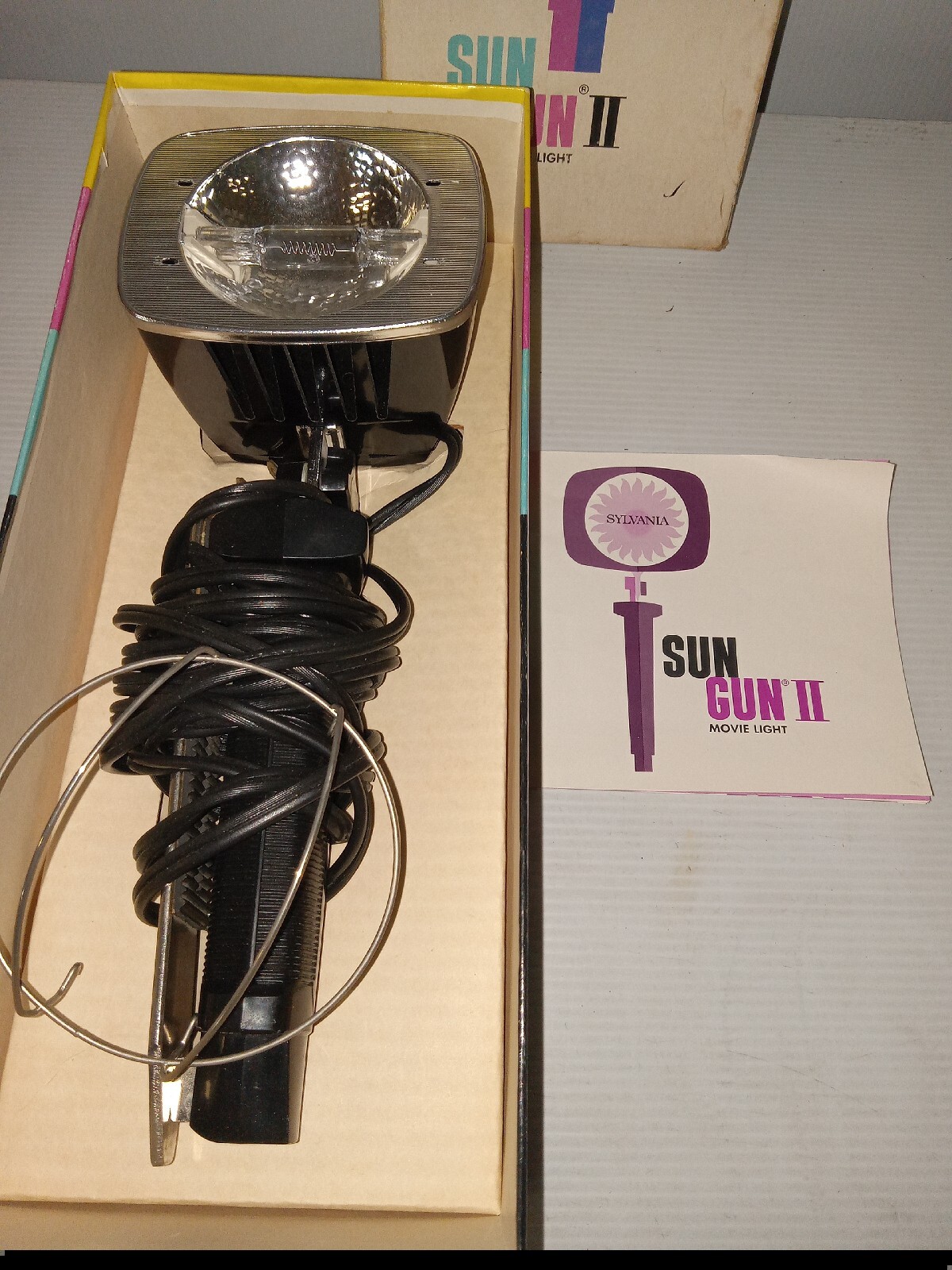 Sun Gun II 2 Movie Light Sylvania SG-55 Vintage with Box (#00u)