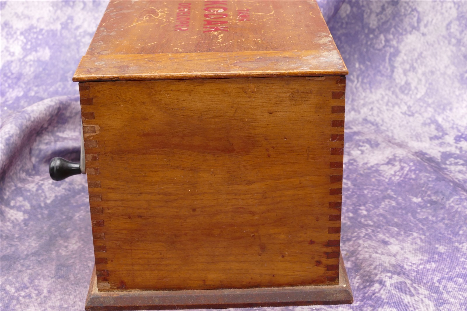 Vintage Kodak Wooden Developer Film Tank 3 1/2″ Model B Dovetail Joints
