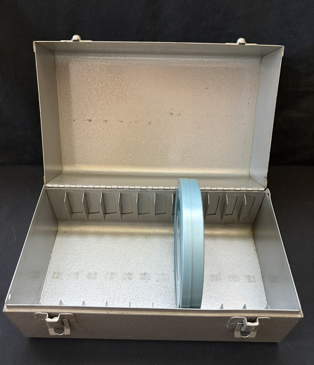 Vtg. 8mm Film Brumberger Metal Carrying Case Holds 5 in Reels + 1 home movie